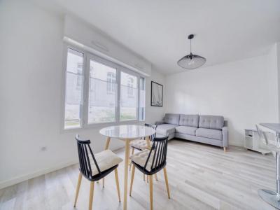 For sale Rochelle 1 room 29 m2 Charente maritime (17000) photo 2