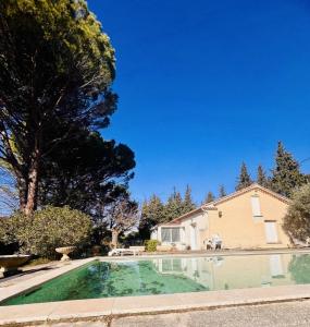 For sale 5 rooms 120 m2 Vaucluse (84200) photo 0