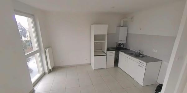 For rent Illkirch-graffenstaden 2 rooms 44 m2 Bas rhin (67400) photo 2