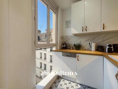 For sale Paris-9eme-arrondissement 2 rooms 51 m2 Paris (75009) photo 2