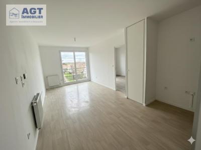 For sale Beauvais 2 rooms 37 m2 Oise (60000) photo 3