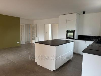Louer Appartement 105 m2 Toulon