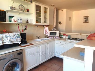 For sale Brignoles 3 rooms 67 m2 Var (83170) photo 2