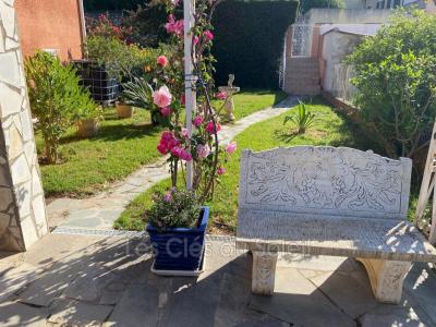 For sale Londe-les-maures 7 rooms 100 m2 Var (83250) photo 2