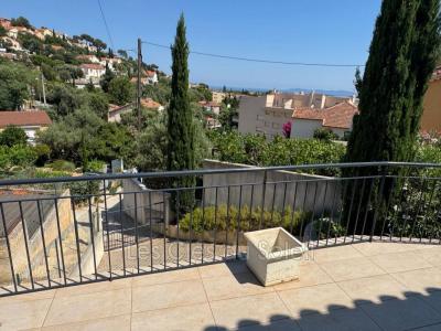For sale Hyeres 4 rooms 132 m2 Var (83400) photo 1