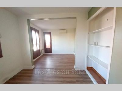 For sale Crau 5 rooms 78 m2 Var (83260) photo 0