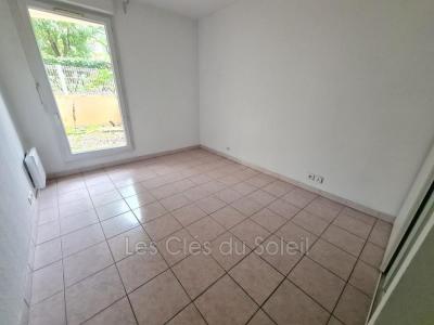 Annonce Vente 2 pi�ces Appartement Hyeres 83