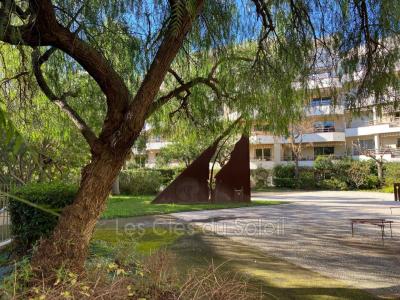 Acheter Appartement Hyeres 269240 euros