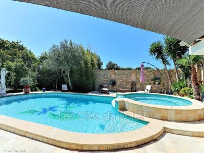 For sale Sanary-sur-mer 8 rooms 226 m2 Var (83110) photo 1