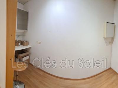 Louer Commerce Bandol 21432 euros
