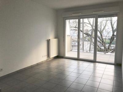 Louer Appartement Saint-priest Rhone