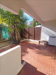 Louer Appartement 66 m2 Saint-laurent-du-var