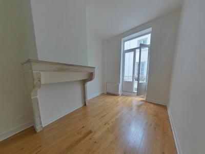 For rent Lyon-2eme-arrondissement 2 rooms 41 m2 Rhone (69002) photo 0