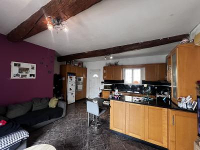 For sale 3 rooms 65 m2 Gard (30800) photo 4