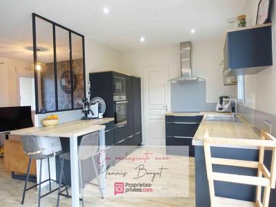 For sale Chavagnes-en-paillers 5 rooms 90 m2 Vendee (85250) photo 4