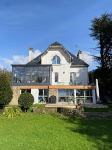 For sale Questembert 6 rooms 184 m2 Morbihan (56230) photo 0