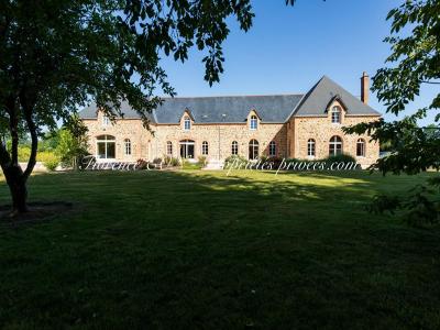 For sale Ernee 20 rooms 945 m2 Mayenne (53500) photo 0