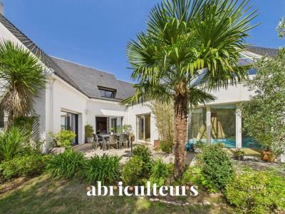 For sale Guerande 7 rooms 258 m2 Loire atlantique (44350) photo 0