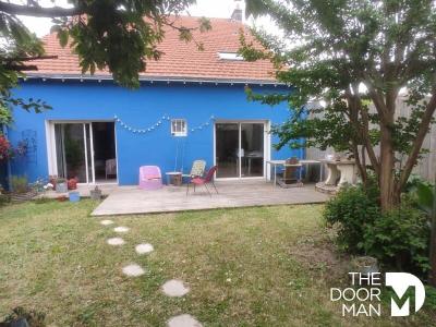 For sale Nantes 6 rooms 120 m2 Loire atlantique (44100) photo 0