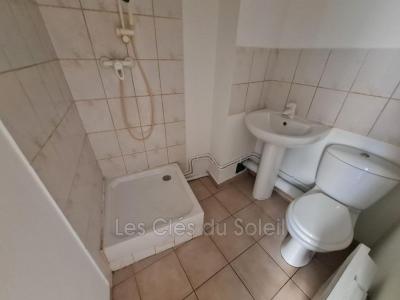 Acheter Appartement Cuers 69900 euros