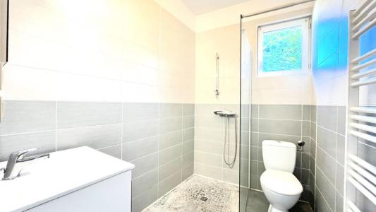 For rent Bourg 4 rooms 50 m2 Gironde (33710) photo 4