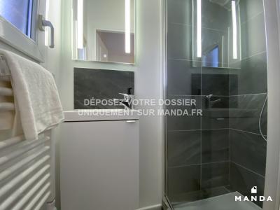 Louer Appartement Courbevoie 1050 euros