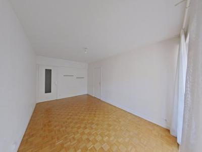 Louer Appartement 45 m2 Paris-15eme-arrondissement