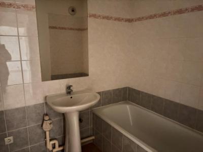 For rent Pont-sur-yonne 2 rooms 51 m2 Yonne (89140) photo 3