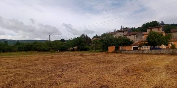 For sale Courniou 935 m2 Herault (34220) photo 0