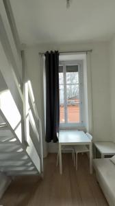 For rent Lyon-9eme-arrondissement 1 room 21 m2 Rhone (69009) photo 0