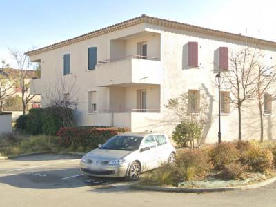 Louer Parking 12 m2 Maubec