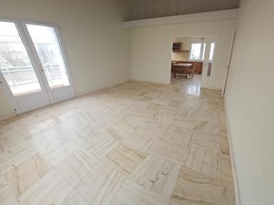 Annonce Location 4 pi�ces Appartement Roche-sur-yon 85