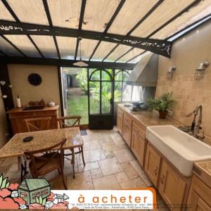 For sale Saint-paul 7 rooms 247 m2 Reunion (97460) photo 0