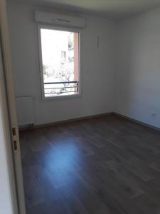 Louer Appartement Valsonne 640 euros