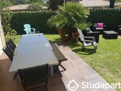 Louer Appartement Villenave-d'ornon 530 euros