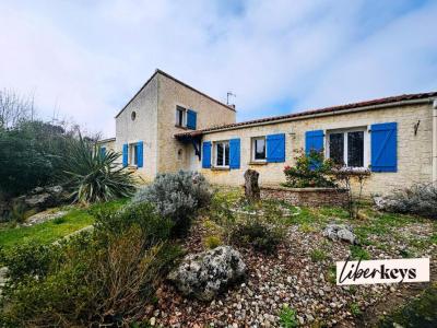 For sale Saint-hilaire-le-vouhis 7 rooms 177 m2 Vendee (85480) photo 0