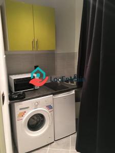 Louer Appartement 12 m2 Paris-19eme-arrondissement