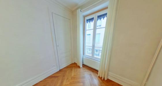 Louer Appartement Lyon-7eme-arrondissement 993 euros