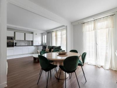For sale Paris-10eme-arrondissement 5 rooms 95 m2 Paris (75010) photo 3