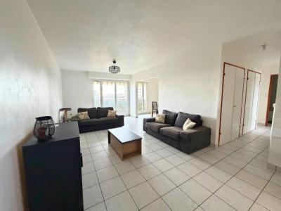 For sale Rillieux-la-pape 4 rooms 84 m2 Rhone (69140) photo 0