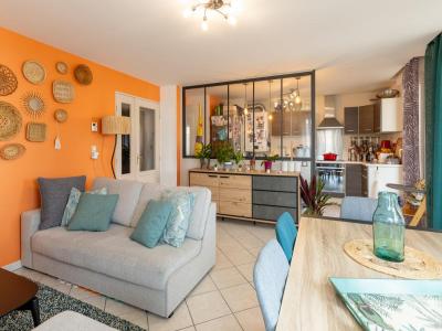 For sale Chassieu 4 rooms 78 m2 Rhone (69680) photo 0