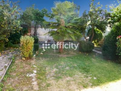 Acheter Immeuble Saint-jean-d'angely 193500 euros