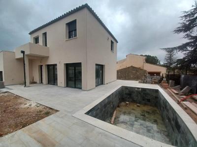 For sale 5 rooms 112 m2 Herault (34350) photo 0