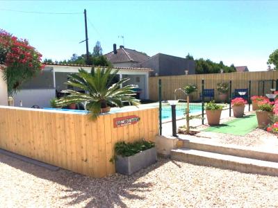 For sale Salles-d'angles 7 rooms 174 m2 Charente (16130) photo 2