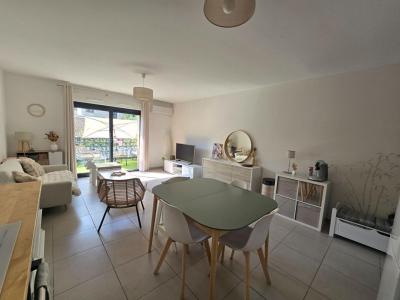 Acheter Appartement 65 m2 Hyeres
