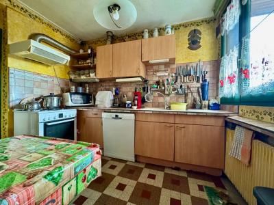 For sale Chassieu 4 rooms 100 m2 Rhone (69680) photo 2