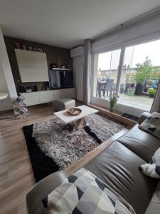 For sale Tourcoing 4 rooms 84 m2 Nord (59200) photo 1