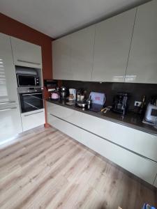 For sale Tourcoing 4 rooms 84 m2 Nord (59200) photo 3