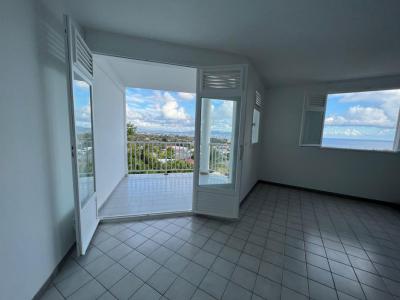 For rent Schoelcher 3 rooms 65 m2 Martinique (97233) photo 2