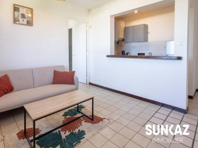 Louer Appartement 36 m2 Saint-pierre